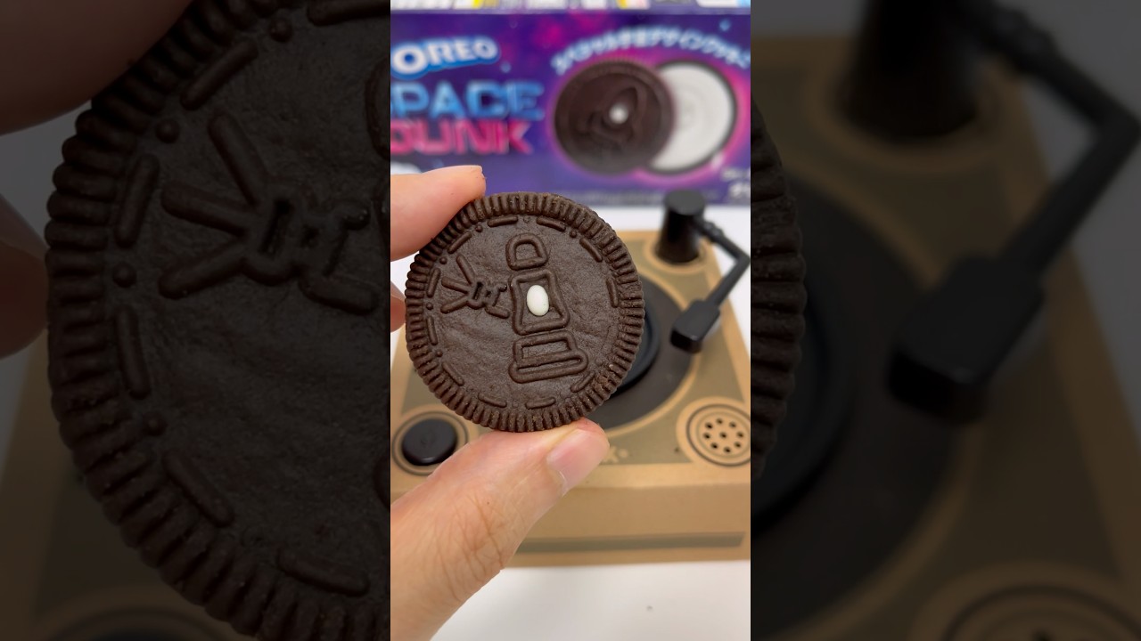 Oreo Space Dunk with Oreo Music Box Robot or Telescope #shorts