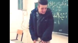 Iranian boys on school - Vaghti nazem varede class mishe