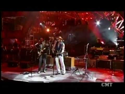 Merle Haggard & Toby Keith The Fightin Side Of Me