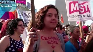 El Tetazo Argentina: Women in Argentina Go Topless in Protest Over Right to Sunbathe Topless