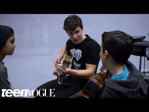 Shawn Mendes Surprises Two Fans and Performs for Them Teen Vogue