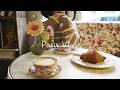 Croissant, coffee and flowers. Everything French people love! ｜Paris life vlog