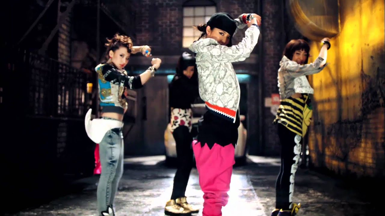 2NE1 - FIRE (Street Ver.) M/V 2NE1 - FIRE (Street Ver.) M/V