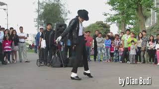 ETA TERANGKANLAH MICHAEL JACKSON VS PENANTANG DANCE