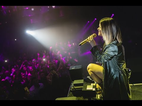 Download Maren Morris and Zedd Perform The Middle Together at OMNIA Nightclub free