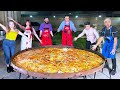صنعت اكبر بيتزا في العاالم مع الشيف بوراك | واتحديت اليوتيوبرز ياكلوها معي !!!