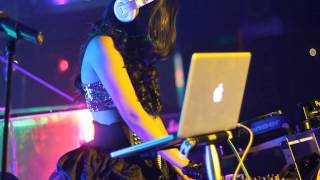 DJ Ria Winata