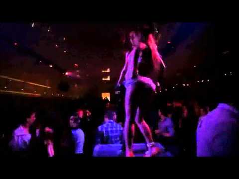 Скачать песня клубняк 2012