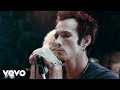 Velvet Revolver - Fall To Pieces (Official Video)