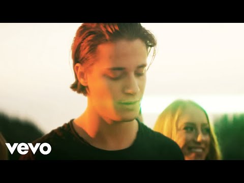 Kygo Firestone ft. Conrad Sewell Official Video 