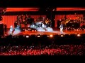 Eminem feat. Rihanna - Love The Way You Lie (Live at Metlife Stadium)