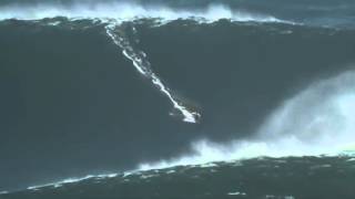 Biggest wave ever surfed (full clip)