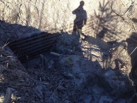 Раскопки немецкого блиндажа в ускоренной сьемке \\ excavation.