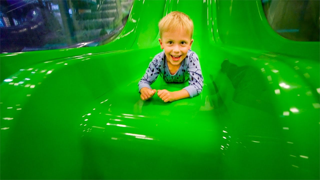 Family Playlab Compilation – Indoor Playground (Best of Bill & Bull’s Playground #2)