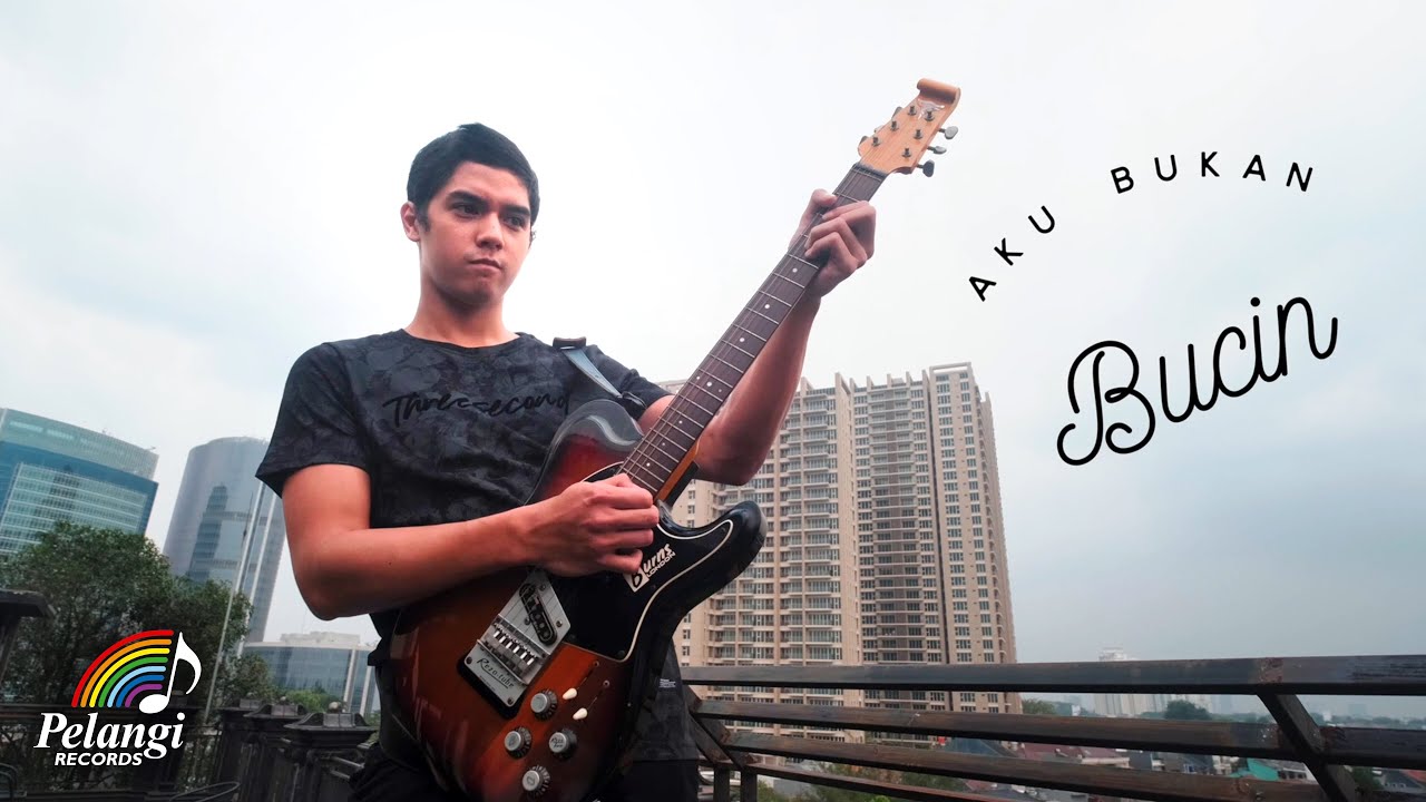 Al Ghazali - Aku Bukan Bucin (Official Music Video) Al Ghazali - Aku Bukan Bucin (Official Music Video)