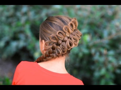 Плетение косичек из бантиков видео Плетение косичек из бантиков видео