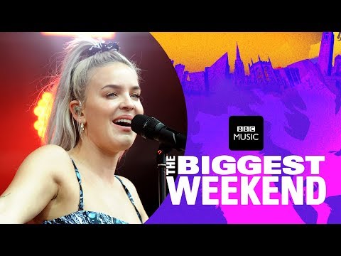 Download Anne-Marie - 2002 (The Biggest Weekend) free