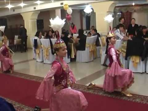 Казахские песни танцевальные скачать