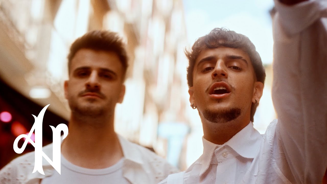 Adexe & Nau – X AQUÍ X ALLÁ (Videoclip Oficial)