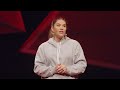 Sucesso ou realização: o caminho para a felicidade | Priscila Fantin | TEDxBeloHorizonte
