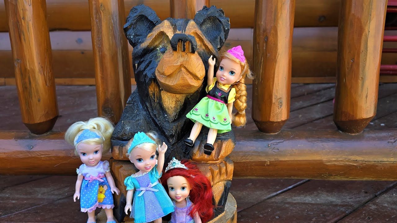 Elsa & Anna toddlers – 5 Surprise Zuru toys – Tic-tac-toe