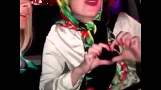 اون دوتا دخترا که تصادف کردن !