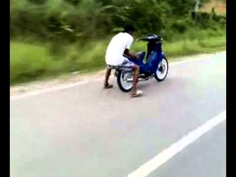 Funny motorbike highway stunt!