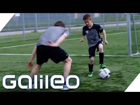 Schulfach Fußballtricks Harter Alltag in einem deutschen Fußballinternat Galileo ProSieben