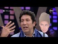 عيش الليلة -  كوميديا هاني رمزى وداليا البحيري وهم يلعبون مع أشرف عبد الباقي لعبة الأفلام