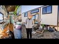 Her 3 bedroom Tiny House - Multi functional tiny living