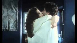 Francesca Dellera bellissima in una scena del film