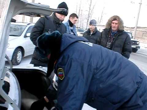 Обыск автомобиля сотрудником дпс псевдоподии вяло
