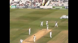 Alastair Cook's Maiden Test Wicket