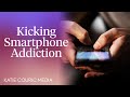 How to kick your smartphone addiction with a dumb phone