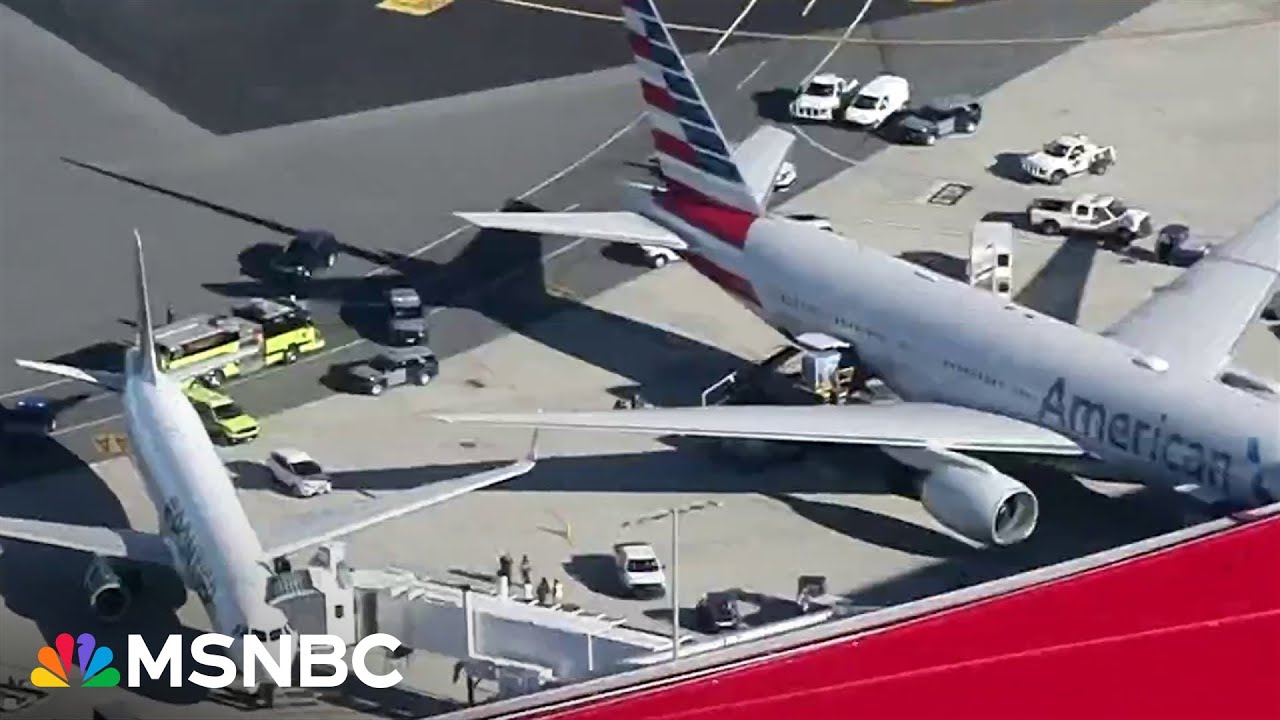 Senator takes aim at junk fees raising the cost of airfare