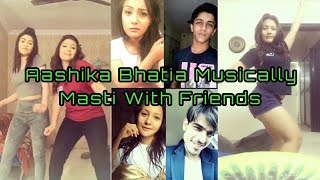 Aashika Bhatia Musically Masti With Friends||Aashika Bhatia New Dance Video