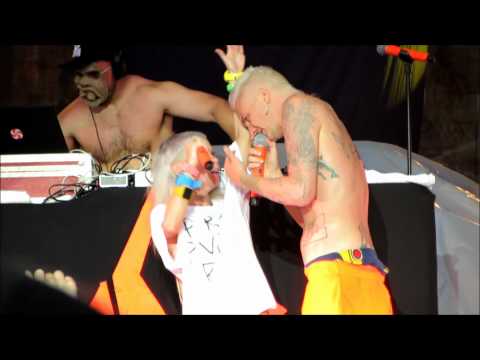 Download DIE ANTWOORD - Fatty Boom Boom (Williamsburg Park NYC 2012) free