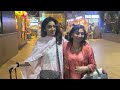 Shriya Saran & Mom Spotted At Airport || Bollywood Mastiz