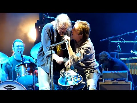 Neil Young & Paul McCartney A Day In The Life New Sound Live From Hyde Park 27th June 2009