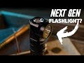 Is this design genius or is it a gimmick? Wuben L1 Dual Source Flashlight Review!