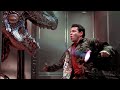 Comparte el elevador con un predador hambriento | Godzilla | Clip en Español