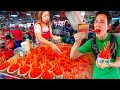 Thai Street Food Tour!! 🇹🇭 BEST FOOD at Chatuchak Weekend Market, Bangkok!