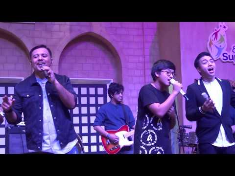 Download Arsy Widianto ~ One Last Cry & Soulmate (Supermal Karawaci) free