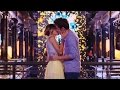 Violetta 3 - Violetta y León cantan "Descubrí" y se besan (Ep 60) HD