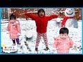 Download Twin babies first time seeing snow with Ryan's Family Review mp4 3gp mp3 videos - waplic