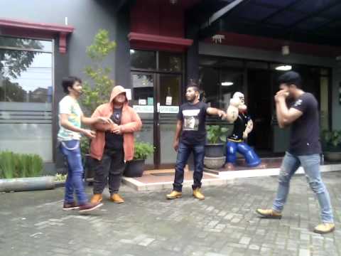 Free Download Film Preman Pensiun