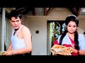 Rajesh Khanna & Sharmila Tagore Romantic Scene - Aradhana - Manoj Kumar - R.D Burman