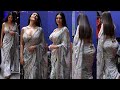 आश्रम 3 की बाबा  Ki Hot Bhakt 🤪 Esha Gupta Flaunts Her Huge Cleavage In Very Hot Bra Blouse AtBandra