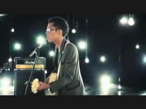 Download Sezairi Sezali - Broken Music Video + Lyrics & Download Link!! free