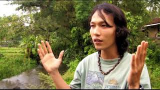 Remaja SMA Main Dikelas